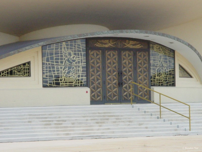 Frank Llyod Wright Greek Orthodox Church - Milwaukee 6-02 057